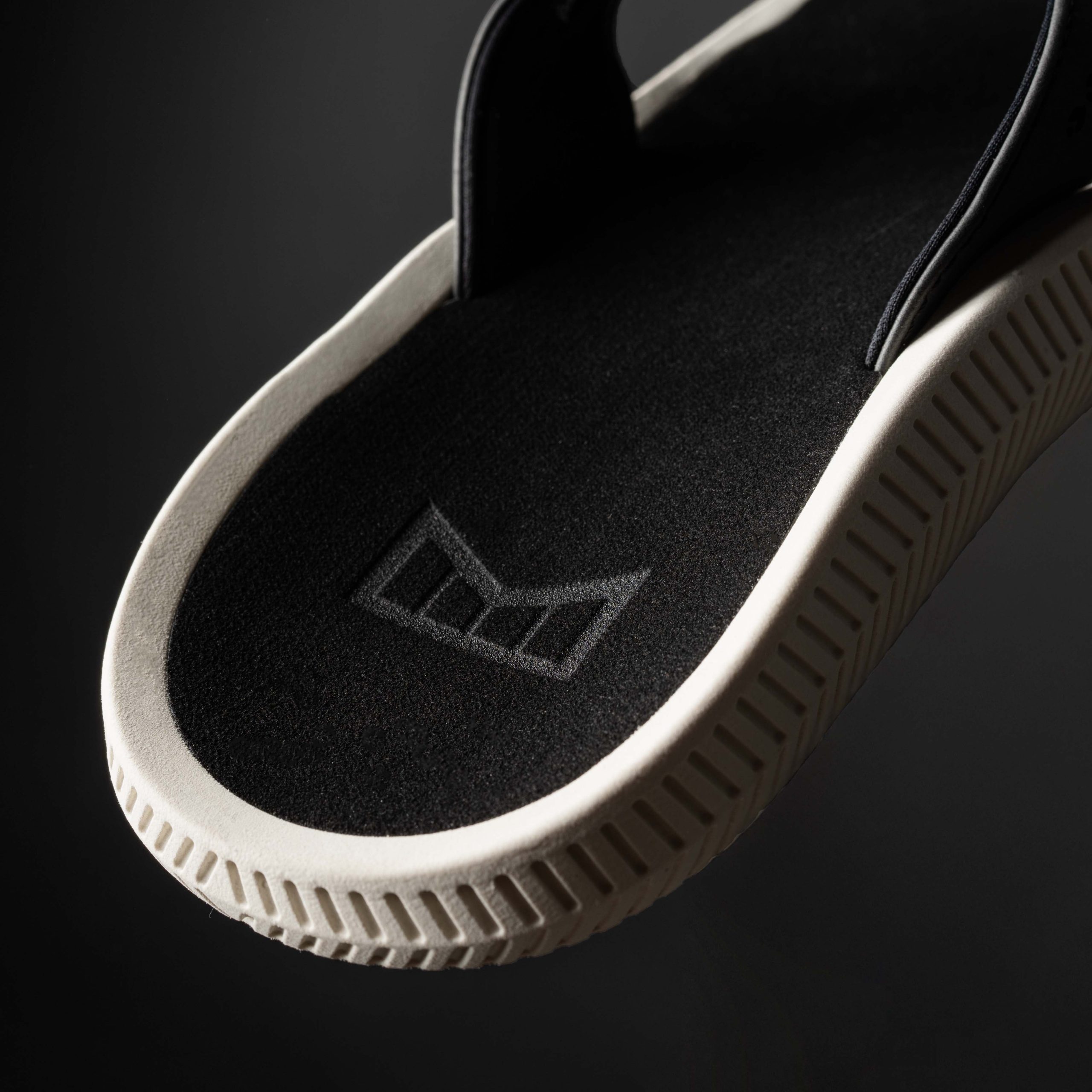 Ulele | OluKai x melin - Black - Image 6